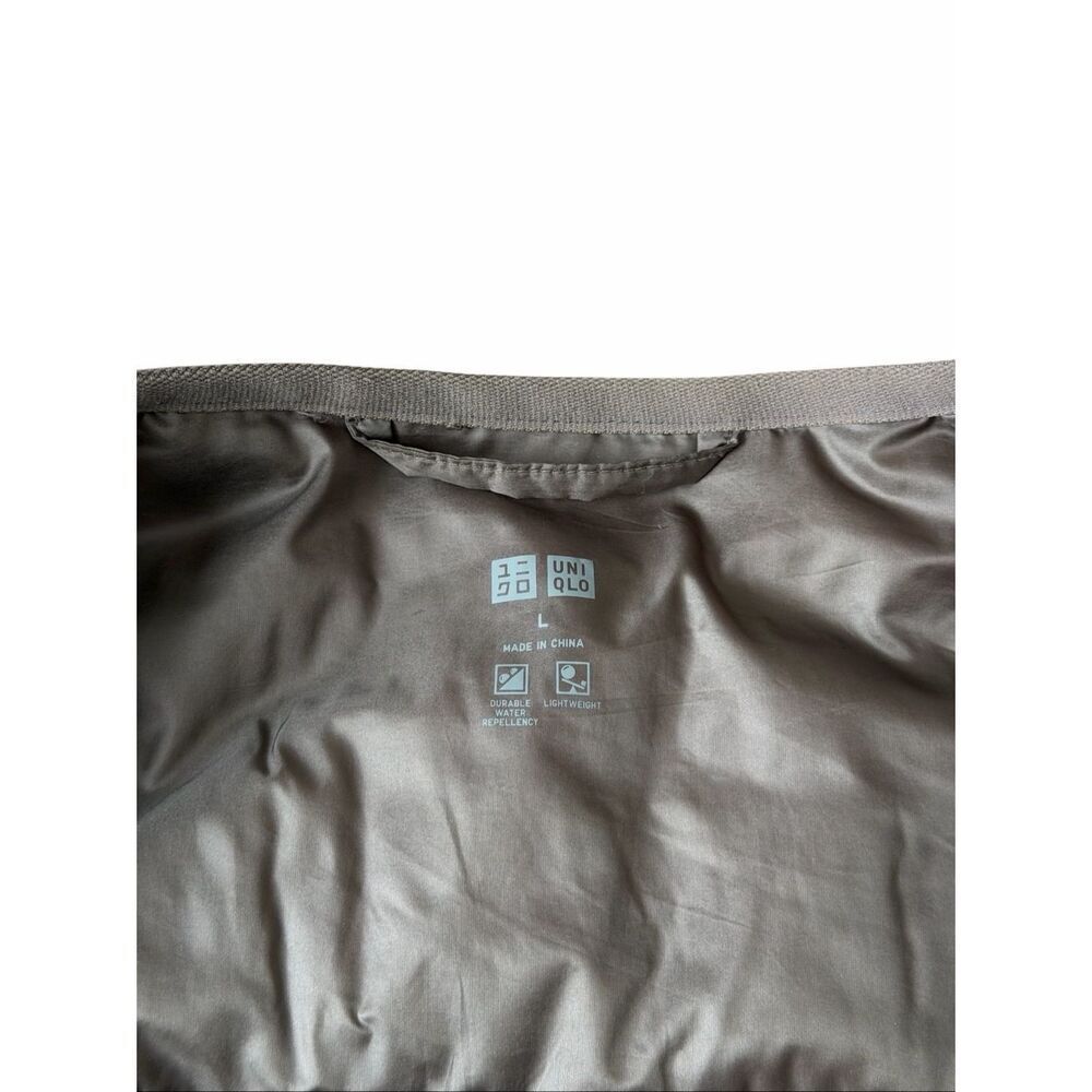 Uniqlo Taupe Quilted Snap-Front Puffer Jacket - Picture 4 of 15
